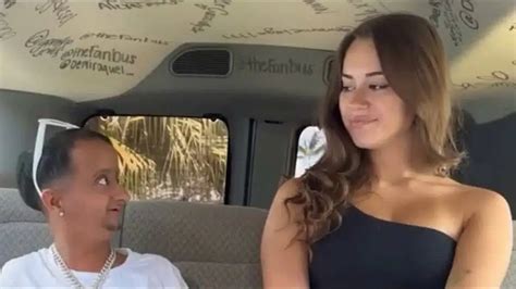 fan bus porn|Free fanbus (165) Porn Videos